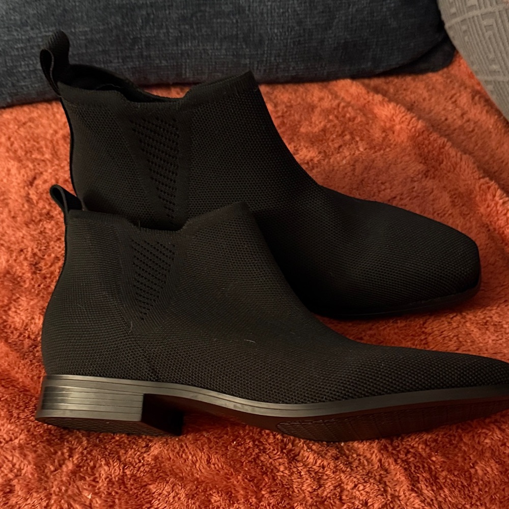 Chic Black Ankle Booties